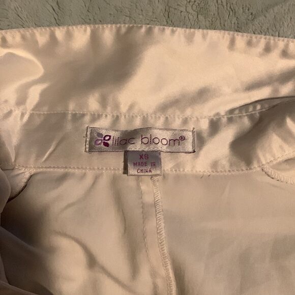 Lilac Bloom White Long Sleeve XS | Worn Once | Made in China - Picture 2 of 2